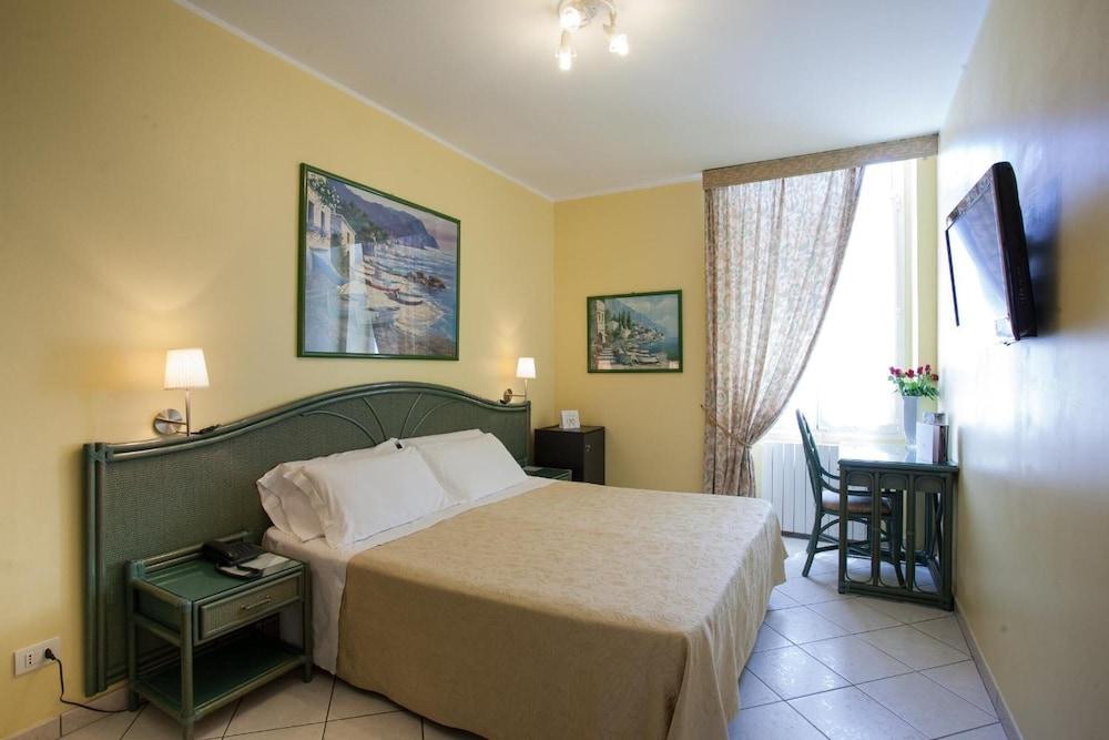 Albergo Belsoggiorno Сан Ремо Екстериор снимка