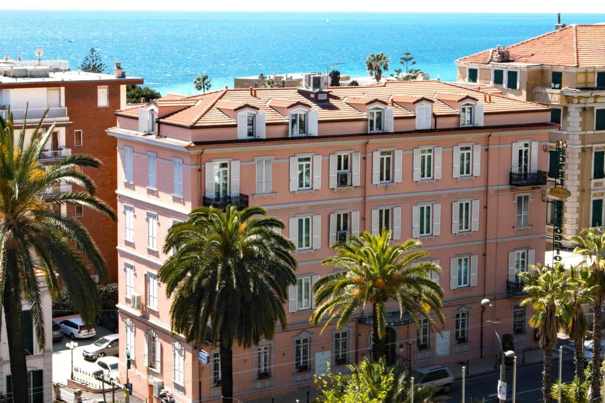 Albergo Belsoggiorno Сан Ремо Екстериор снимка